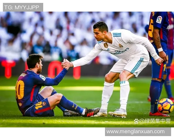 全球足坛三大巨星巅峰对决 谁将成为未来的传奇之王 全球足坛三大巨星巅峰对决 谁将成为未来的传奇之王